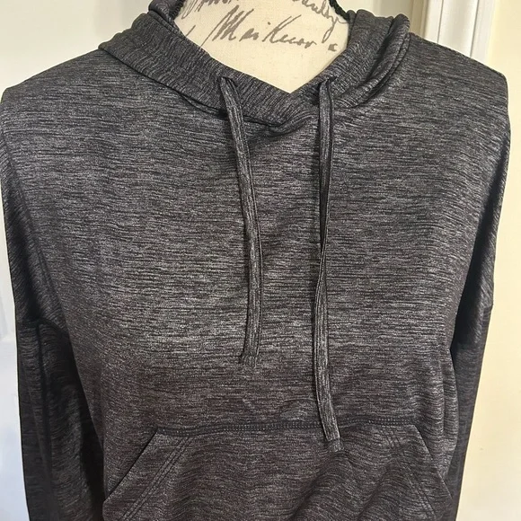 Fabletics Charcoal Long Sleeve Cropped Hoodie - Picture 3 of 6